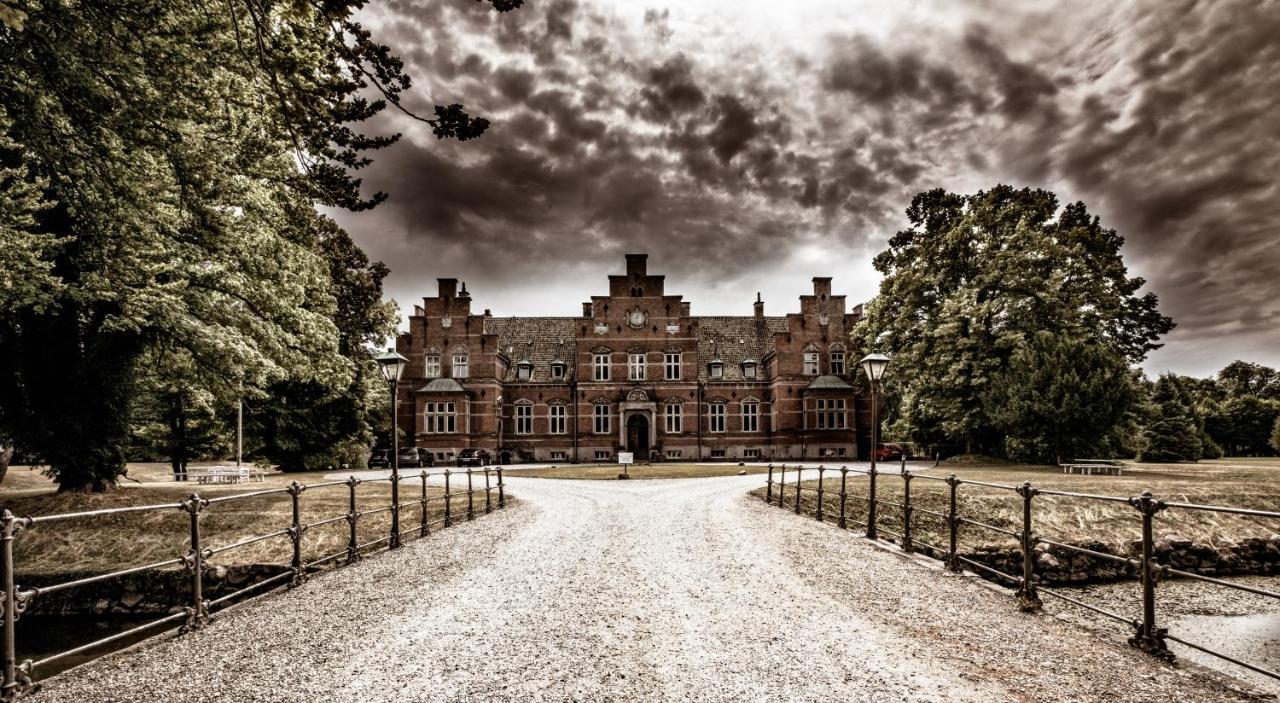 Fuglsang Herregaard Hotel Toreby Exterior foto